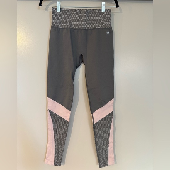 Forever21 Gray & Lavender Gym Colorblock Leggings (Size Small) - Picture 1 of 8